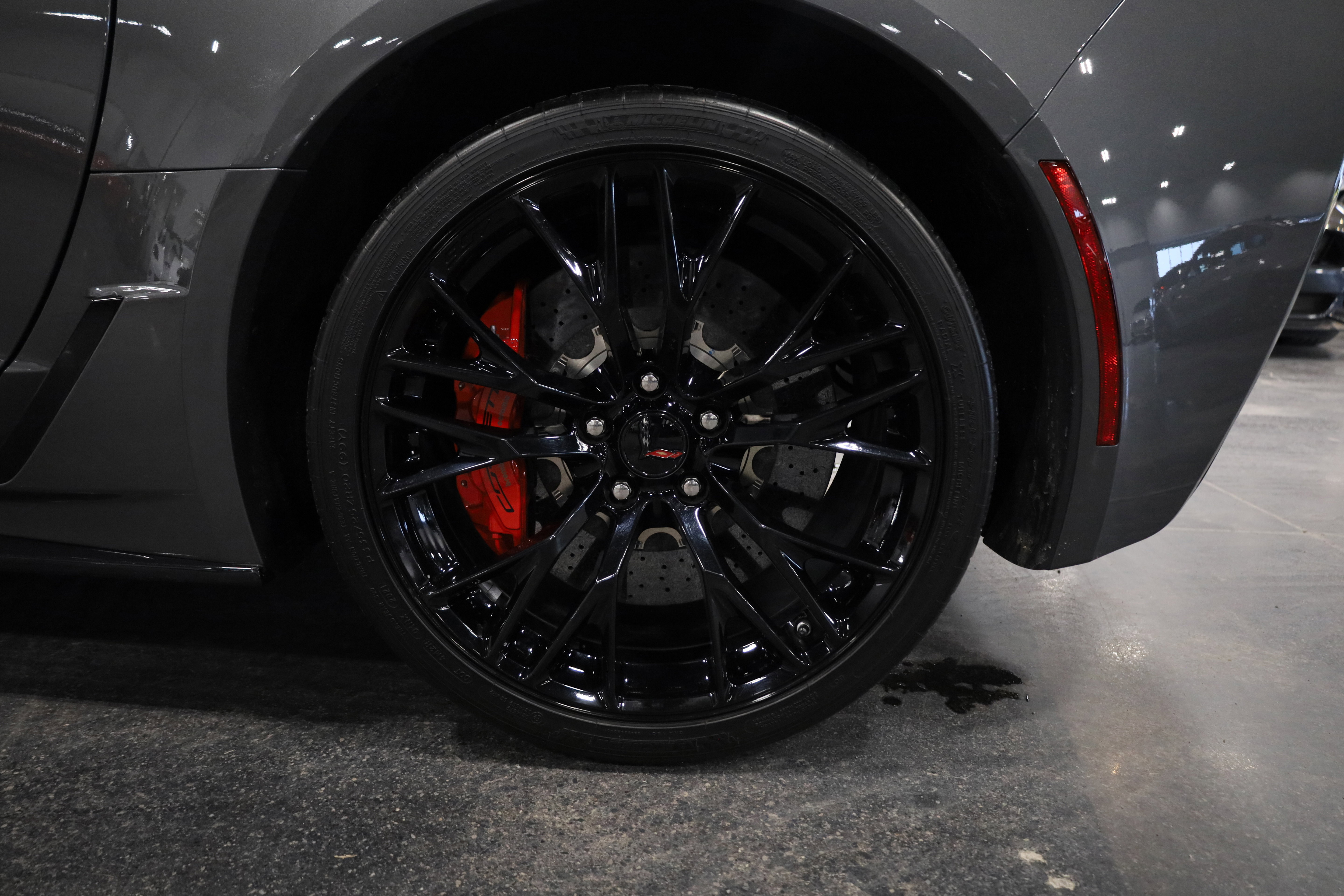 Used 2016 Chevrolet Corvette Z06 w/ 3LZ Preferred Equipment Group image 12