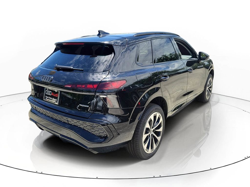 New 2026 Audi Q3 quattro 2.0T AWD/4WD image 4