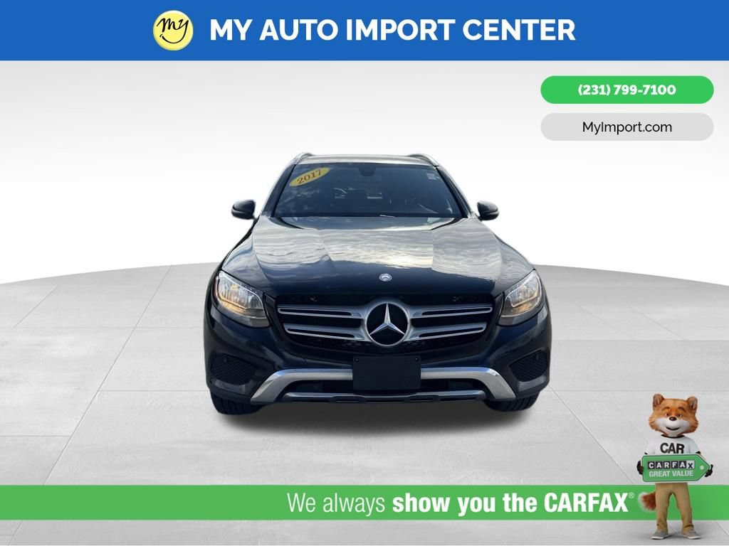 Used 2017 Mercedes-Benz GLC 300 4MATIC image 2