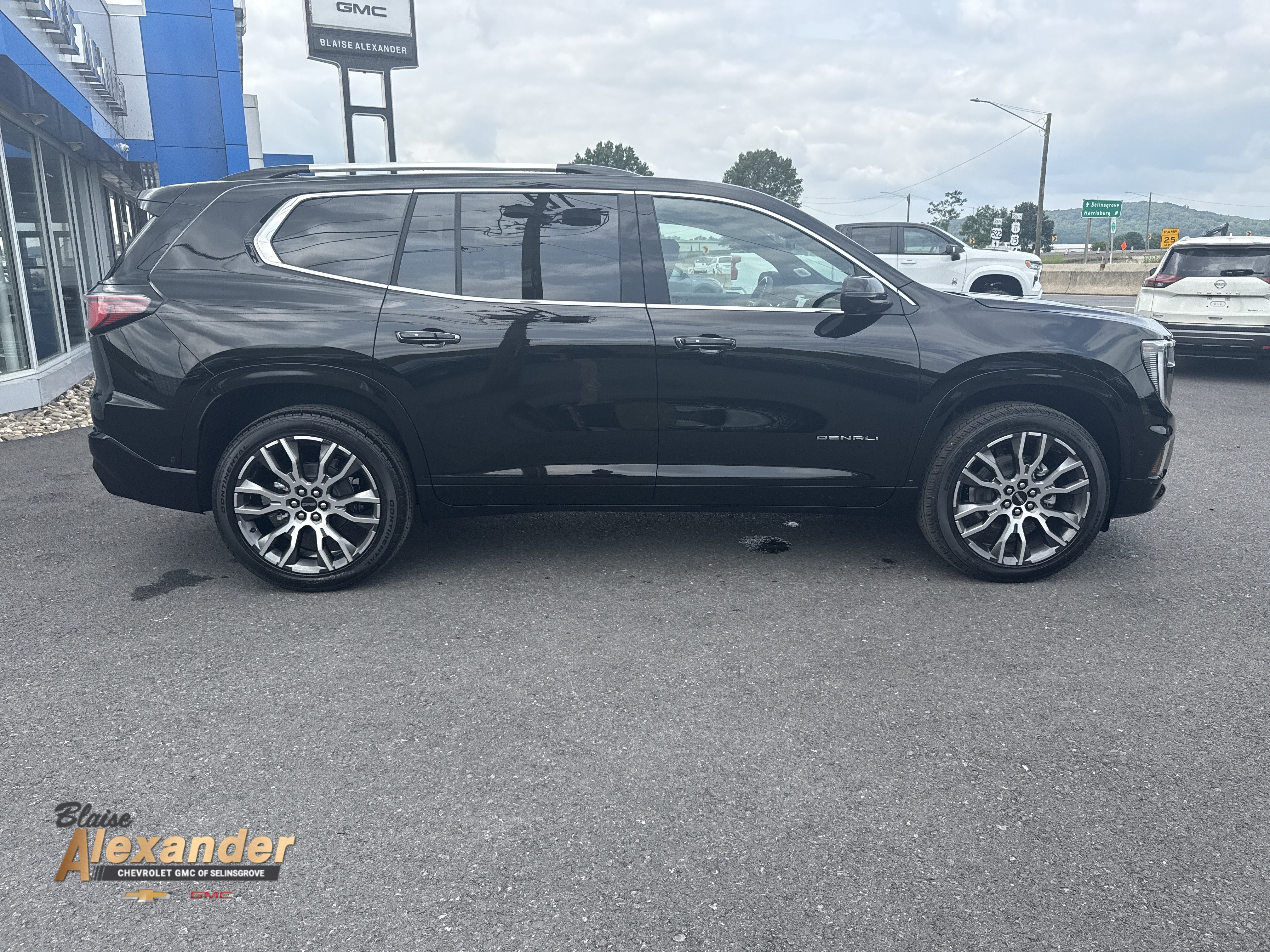 New 2027 GMC Acadia Denali Ultimate AWD/4WD video 1