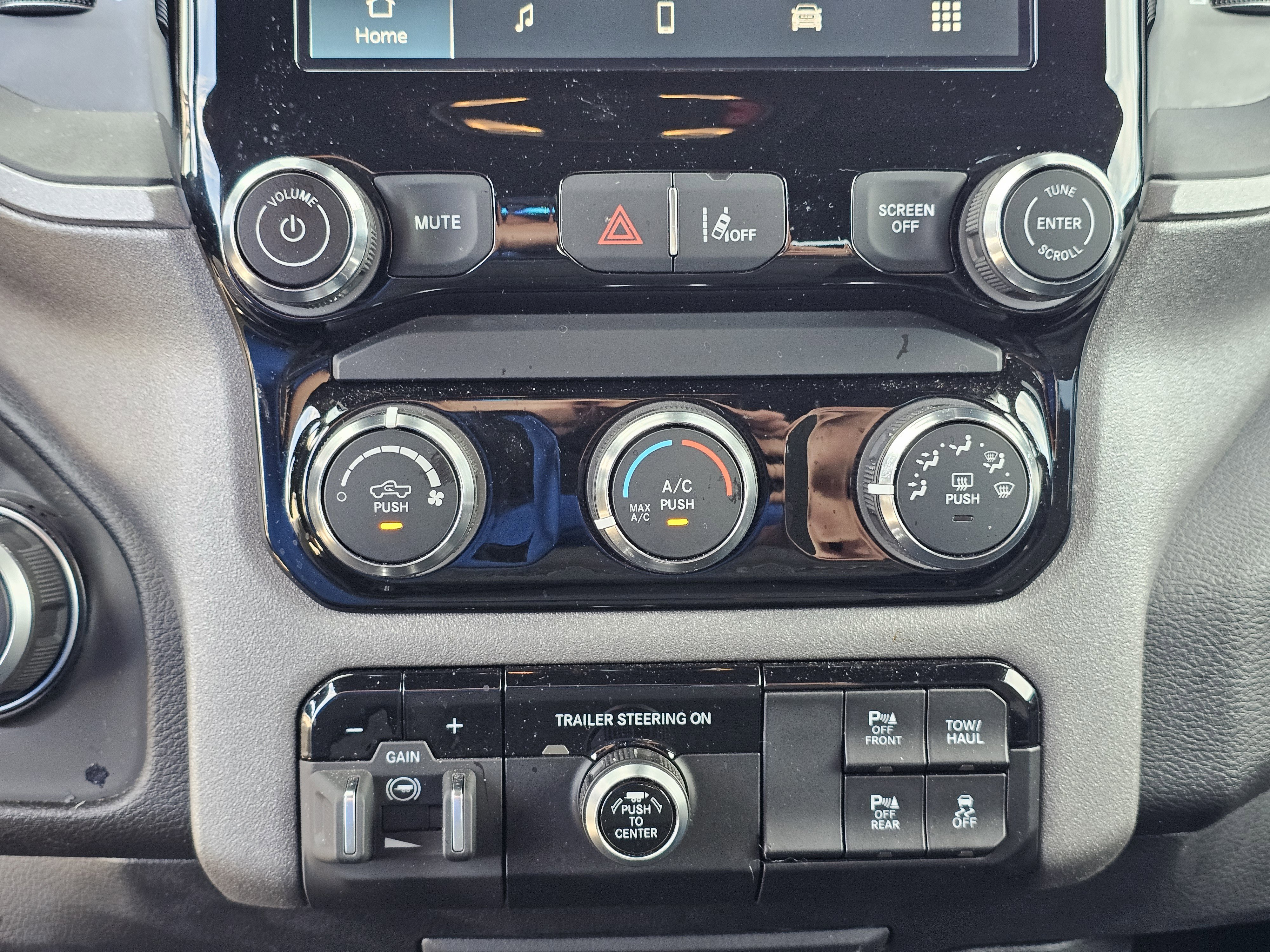 Used 2025 RAM 1500 Tradesman image 28