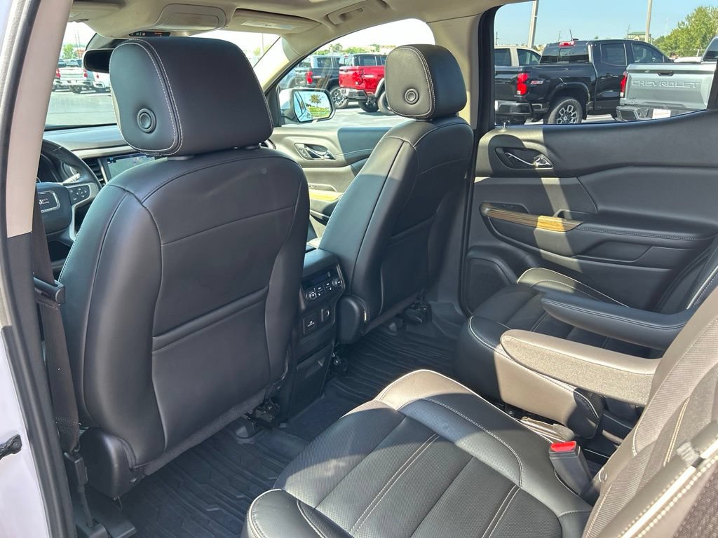 Used 2019 GMC Acadia Denali w/ Technology Package AWD/4WD image 40