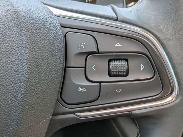 Used 2023 Buick Envision Avenir FWD image 28