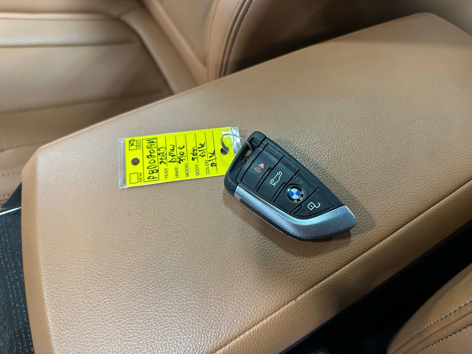 Used 2023 BMW 330e w/ Premium Package image 32