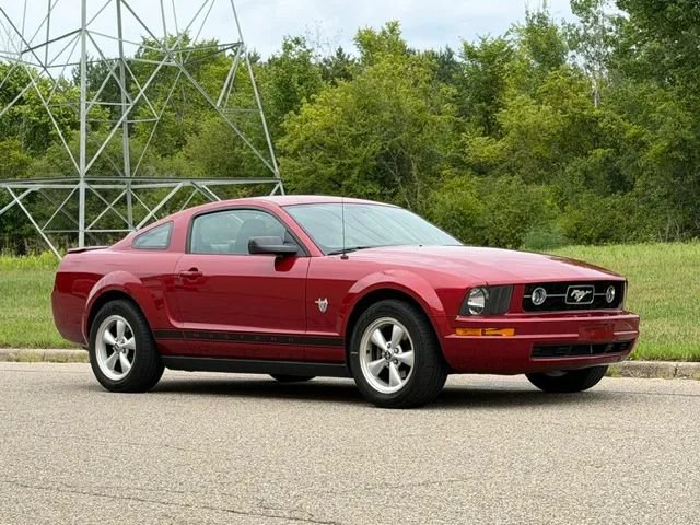 Used 2009 Ford Mustang Premium