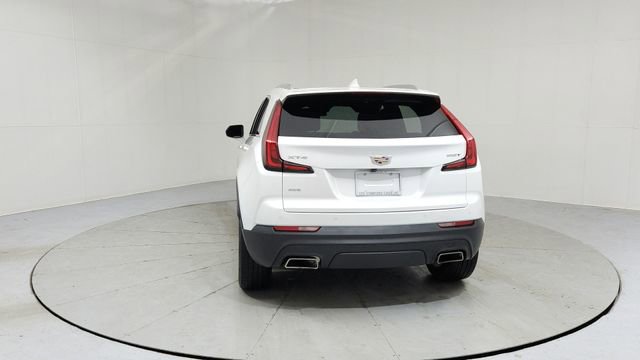 Certified 2023 Cadillac XT4 Luxury w/ Cold Weather Package image 4