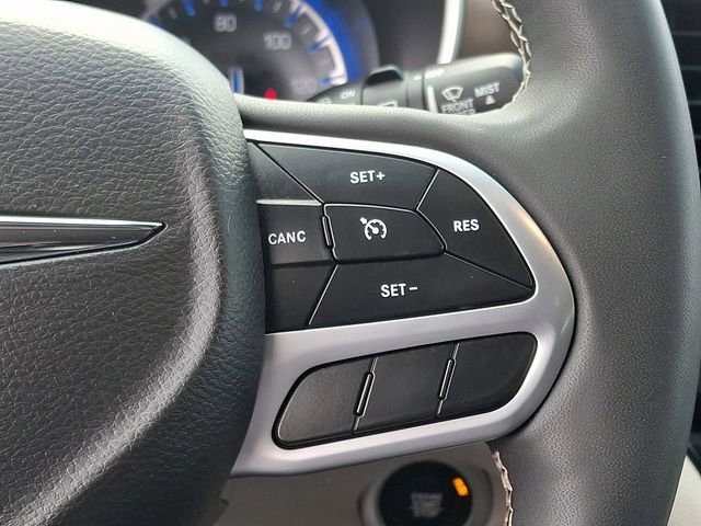 Used 2023 Chrysler Voyager LX image 22
