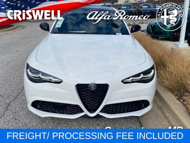 New 2025 Alfa Romeo Giulia AWD image 3