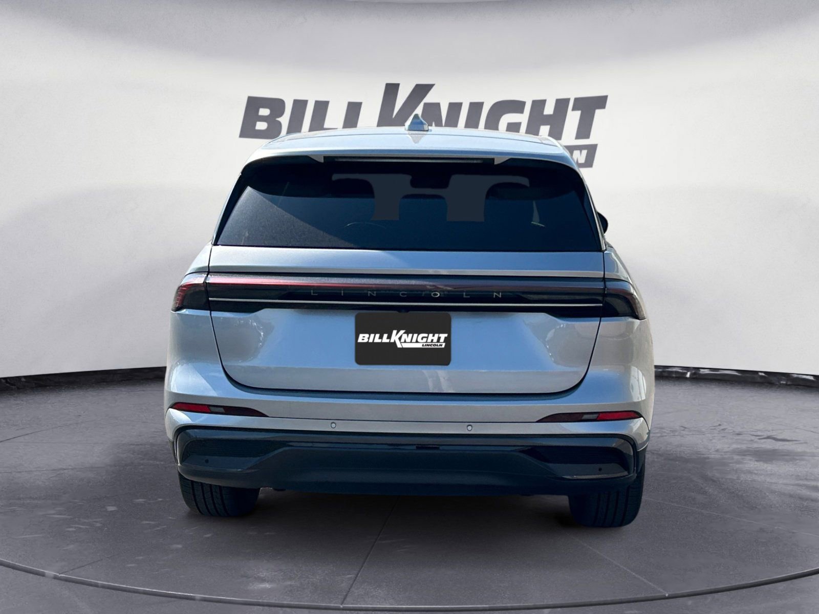 Used 2024 Lincoln Nautilus Premier w/ Jet Appearance Package AWD/4WD image 4