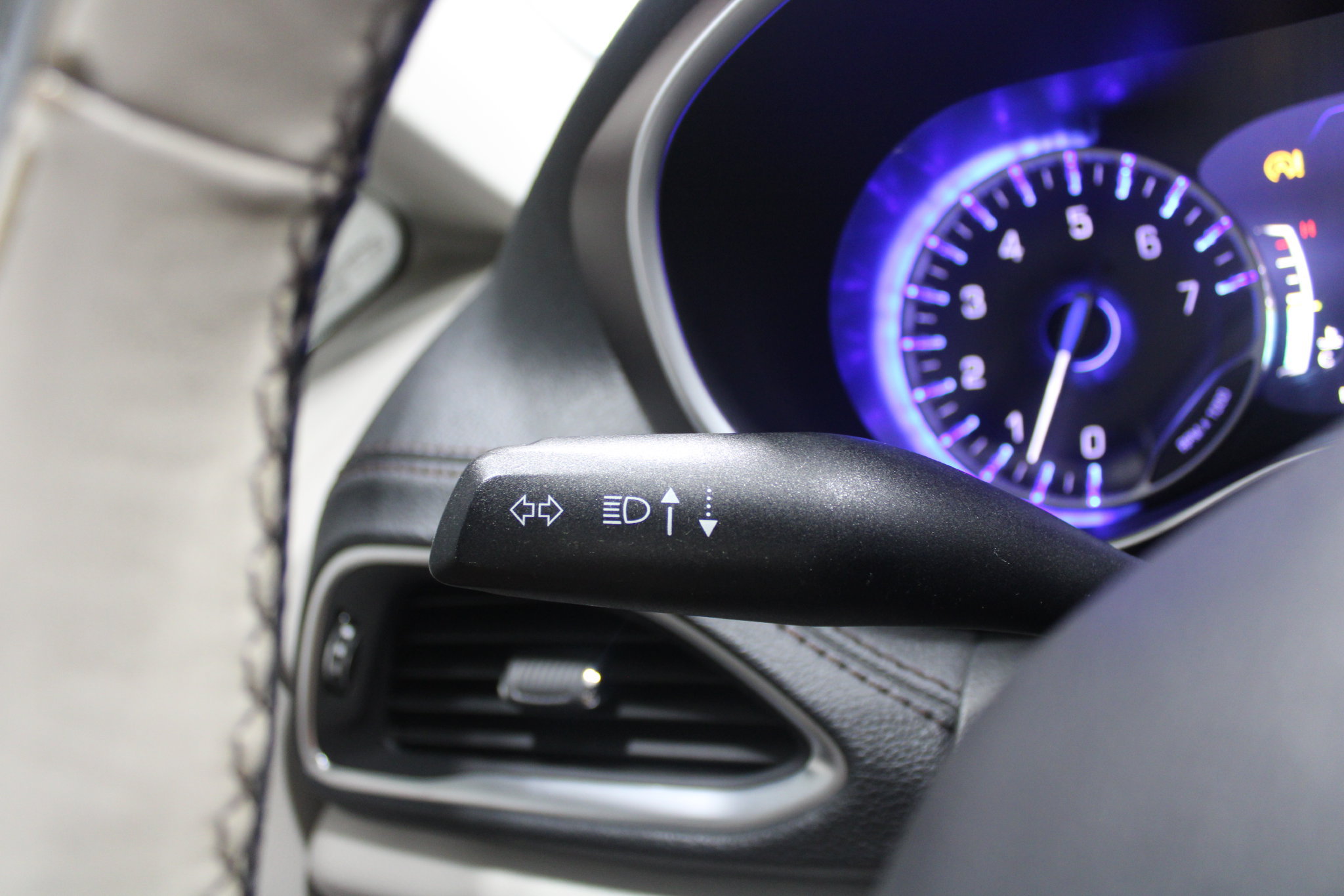 Used 2019 Chrysler Pacifica Limited FWD image 33