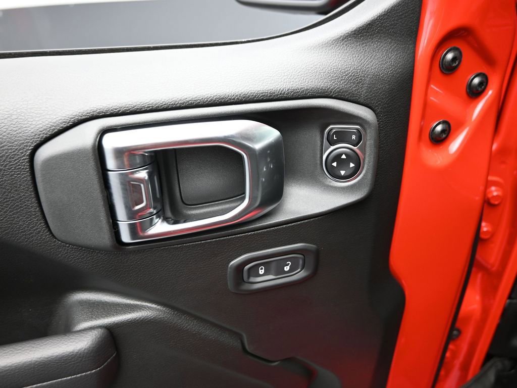 New 2025 Jeep Wrangler Unlimited Rubicon w/ Safety Group image 10