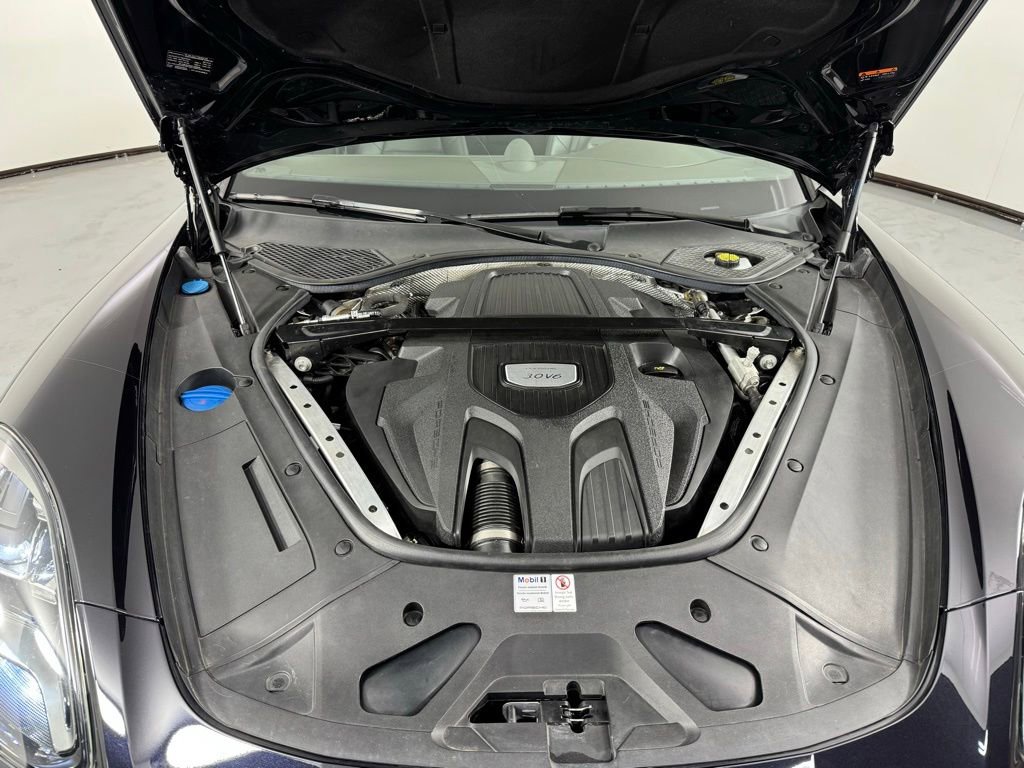 Used 2019 Porsche Panamera 4 AWD/4WD image 33