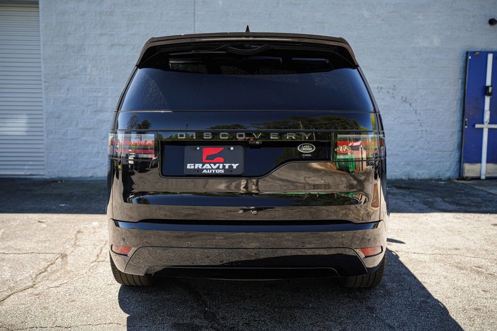 Used 2023 Land Rover Discovery S R-Dynamic image 14