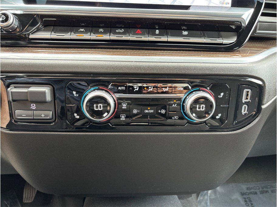 Used 2025 GMC Sierra 1500 Elevation AWD/4WD image 32