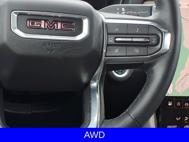 Used 2025 GMC Terrain Elevation w/ Technology Package II AWD/4WD image 8