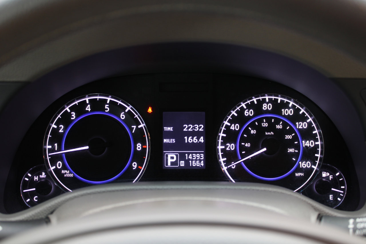 Used 2010 INFINITI G37 Sport w/ Premium Pkg image 12