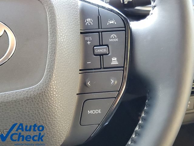Used 2023 Toyota Prius XLE FWD image 22