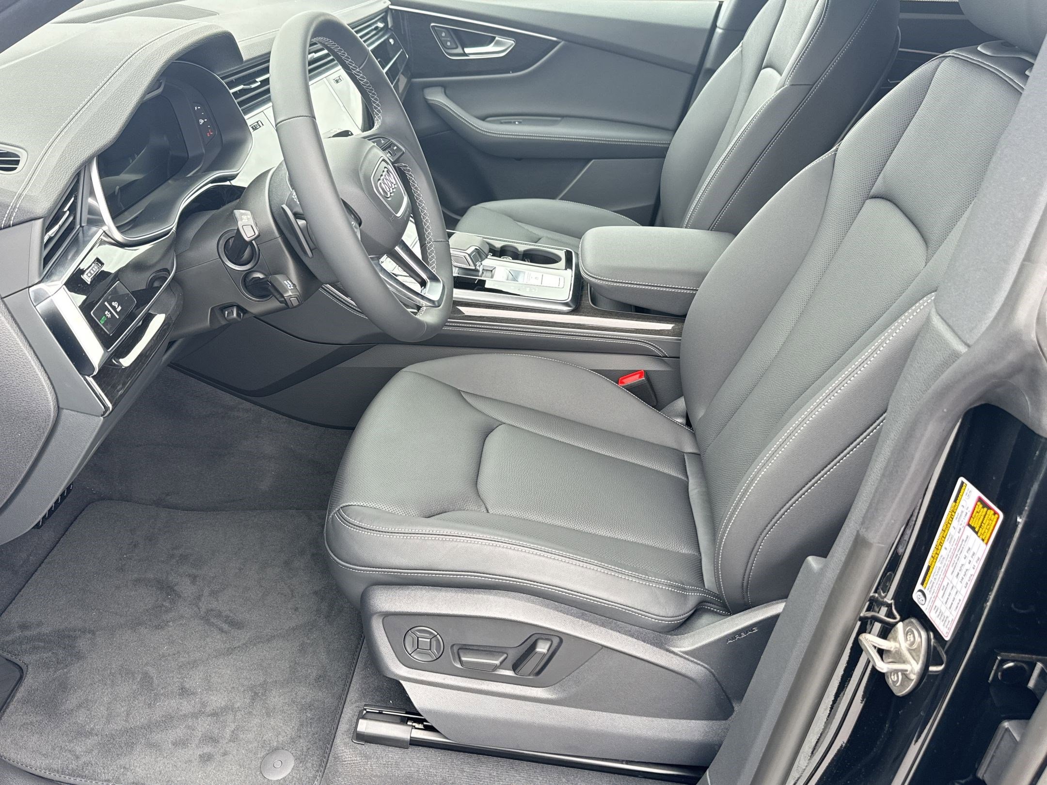 New 2026 Audi Q8 Premium Plus AWD/4WD image 5