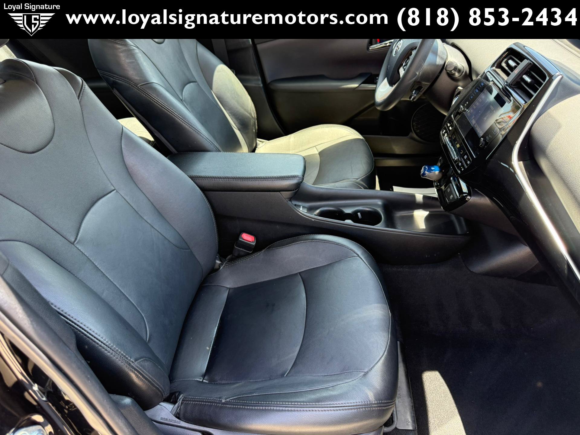 Used 2018 Toyota Prius Two w/ Prius Two Safety Plus Package FWD image 30