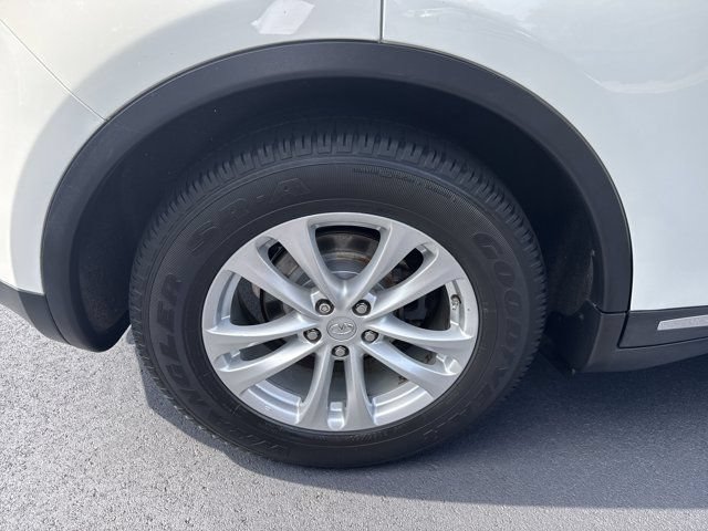 Used 2014 INFINITI QX70 AWD w/ Premium Package image 17