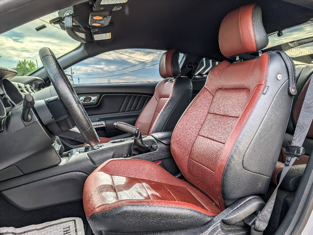 Used 2015 Ford Mustang GT Premium RWD image 13