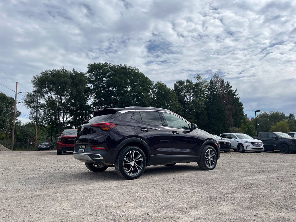 Used 2021 Buick Encore GX Essence AWD/4WD image 7
