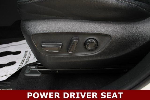 Used 2020 Toyota Highlander Limited image 14