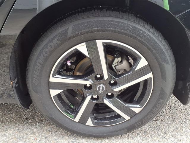 Certified 2024 Nissan Sentra SV w/ Trunk Package image 14