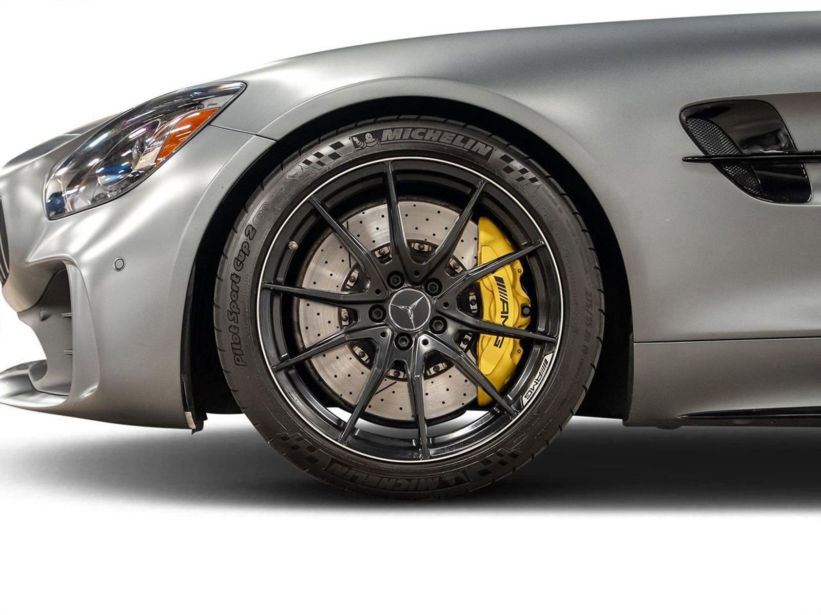 Used 2019 Mercedes-Benz AMG GT R image 19