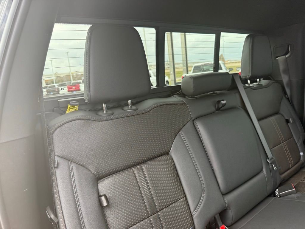 New 2026 Chevrolet Silverado 1500 High Country w/ Technology Package image 37