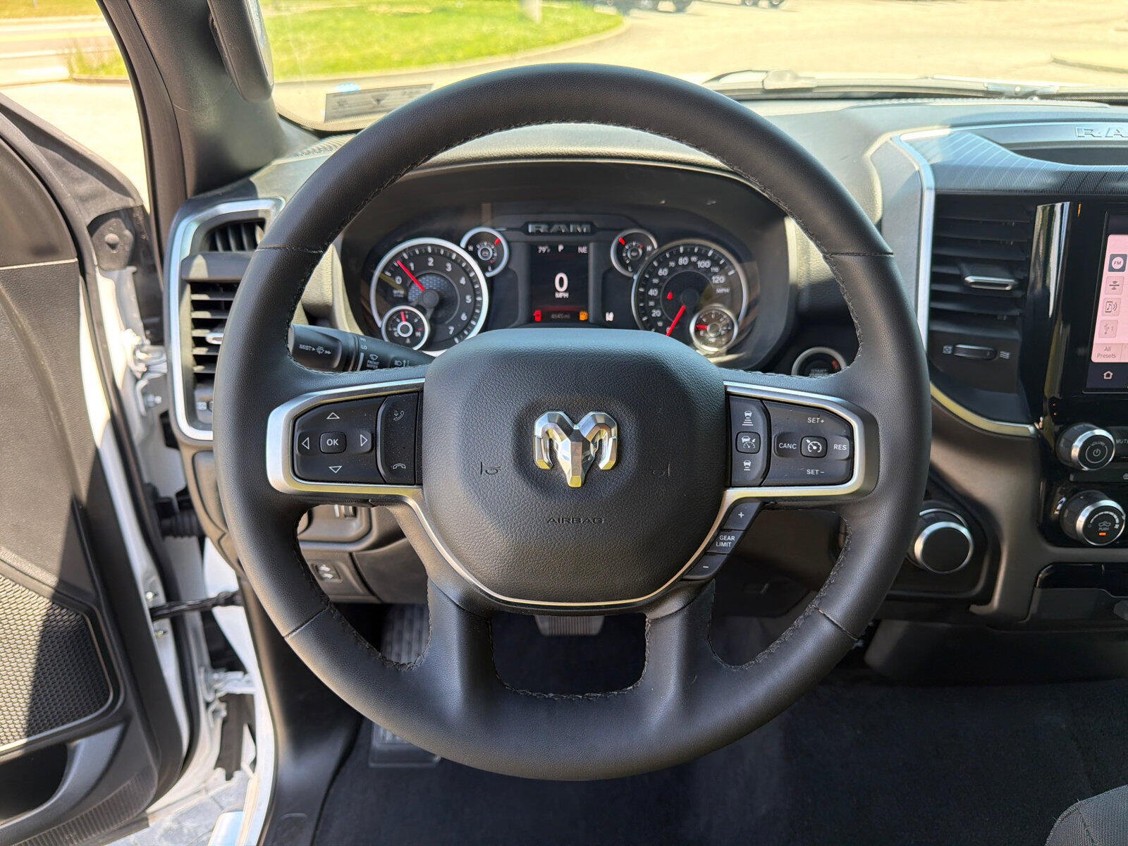 Used 2025 RAM 1500 Big Horn AWD/4WD image 12