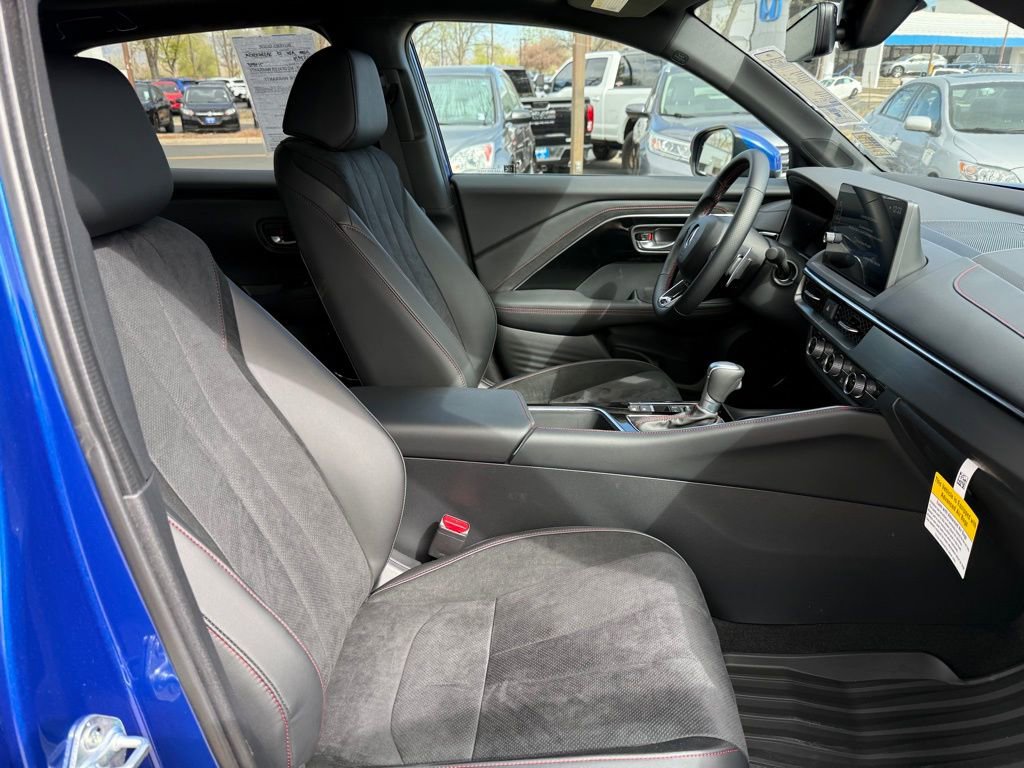 Certified 2025 Acura ADX A-Spec image 19