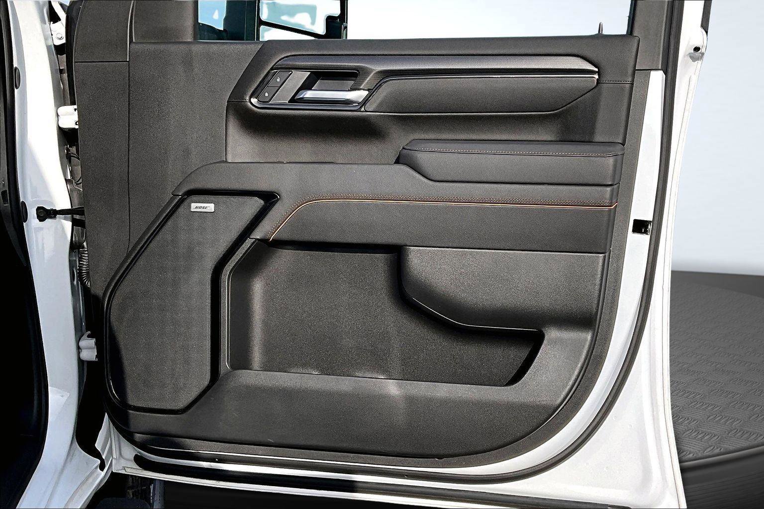 Used 2025 GMC Sierra 3500 AT4 w/ AT4 Premium Plus Package image 26