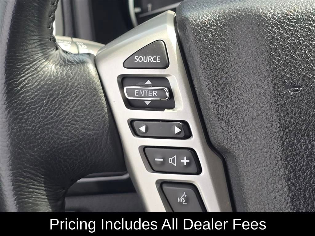 Used 2020 Nissan Titan SV w/ SV Convenience Package AWD/4WD image 23