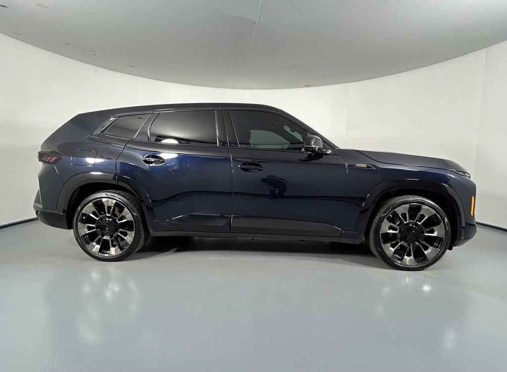 Used 2023 BMW XM AWD/4WD image 9