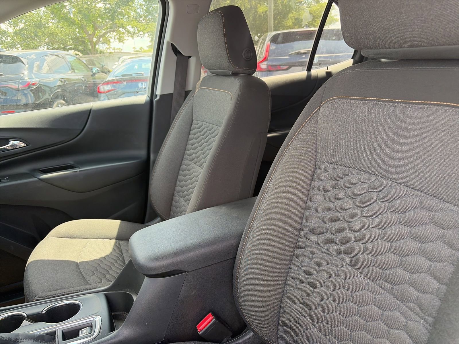 Used 2021 Chevrolet Equinox LT AWD/4WD image 12