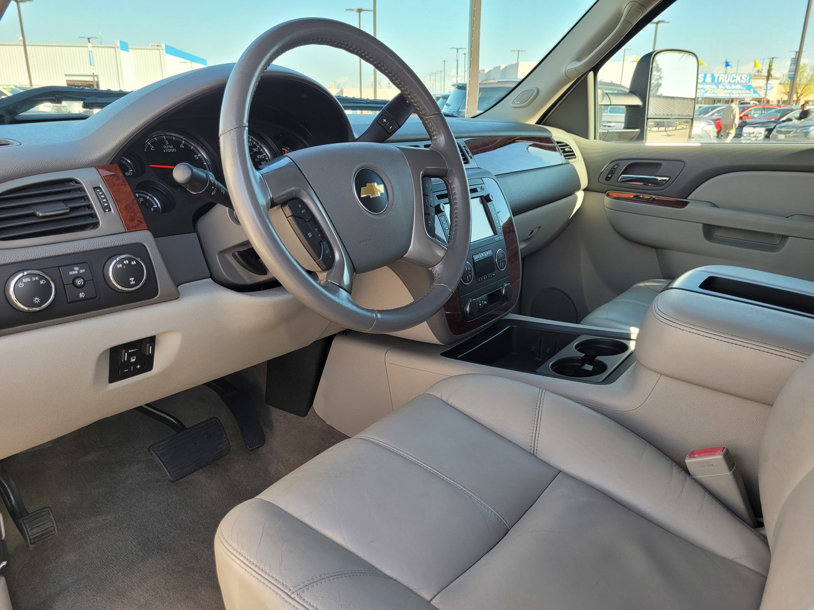 Used 2013 Chevrolet Silverado 3500 LTZ w/ LTZ Plus Package image 9