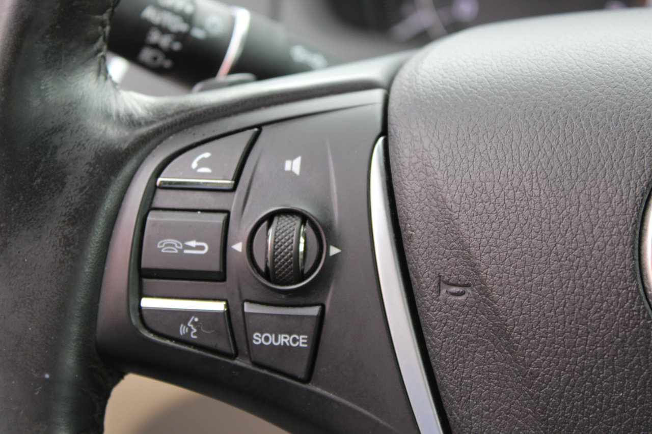 Used 2018 Acura TLX image 17