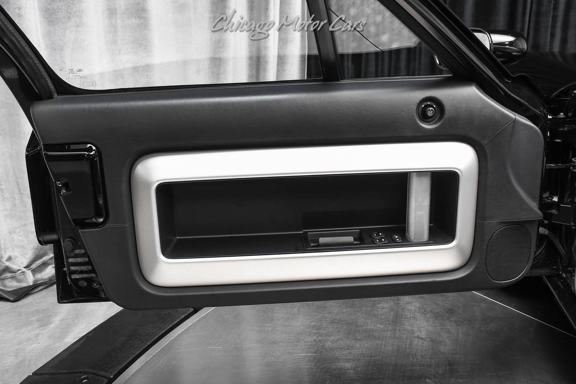 Used 2006 Ford GT image 23