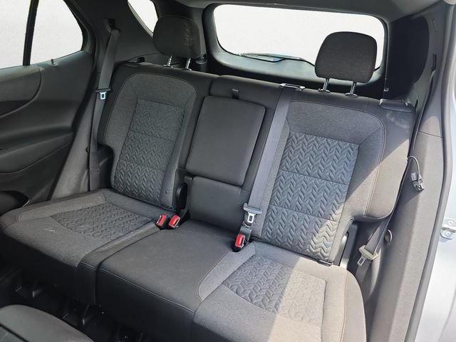 Used 2024 Chevrolet Equinox LT AWD/4WD image 13