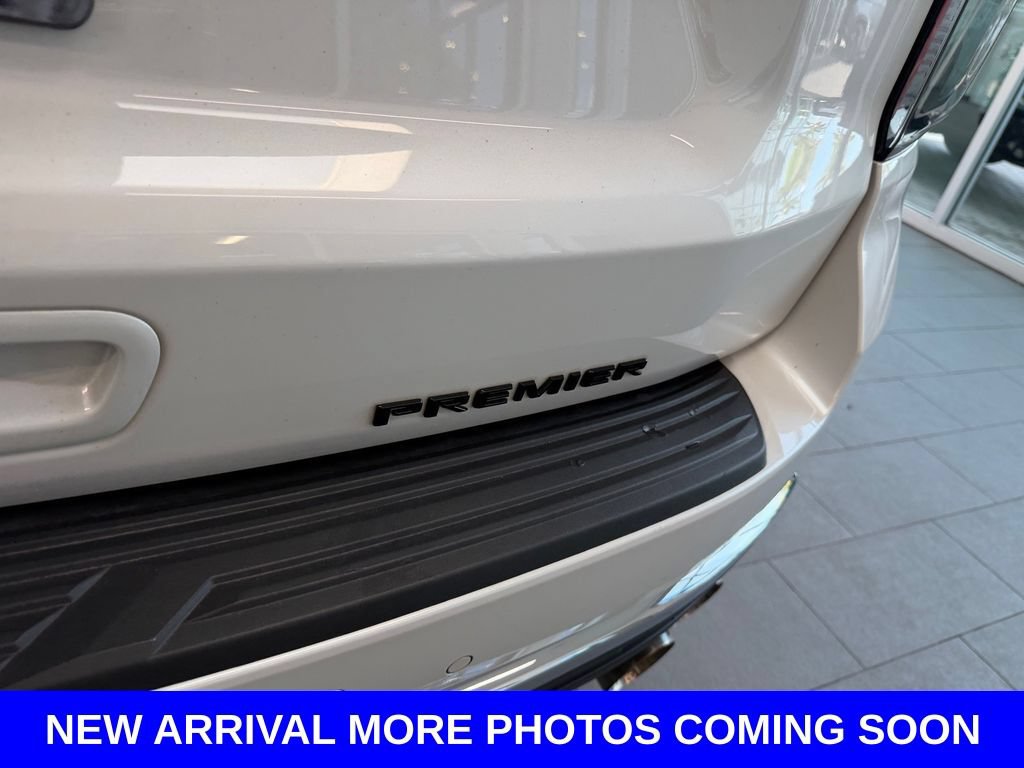 Used 2022 Chevrolet Tahoe Premier AWD/4WD image 23