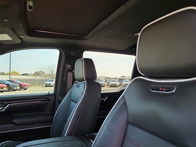 Used 2024 GMC Sierra 1500 AT4X image 11