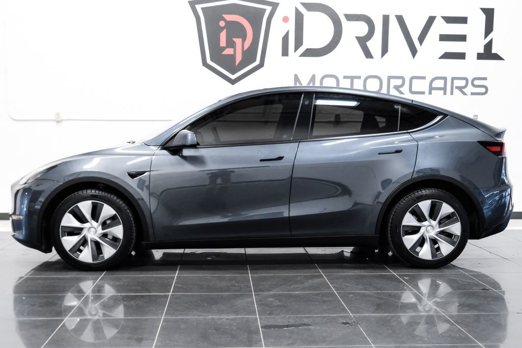 Used 2023 Tesla Model Y Long Range AWD/4WD image 11