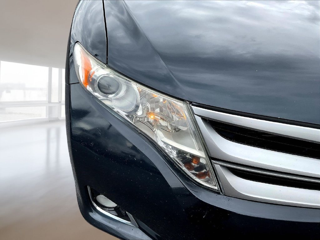 Used 2015 Toyota Venza XLE AWD/4WD image 32