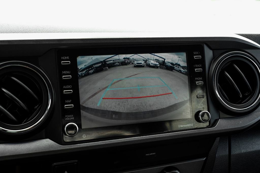 Used 2020 Toyota Tacoma TRD Off-Road AWD/4WD image 18
