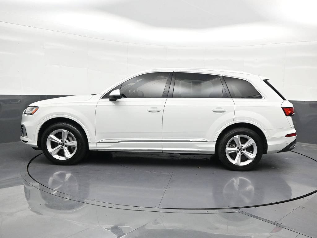 Used 2021 Audi Q7 2.0T Premium w/ Convenience Package AWD/4WD image 2