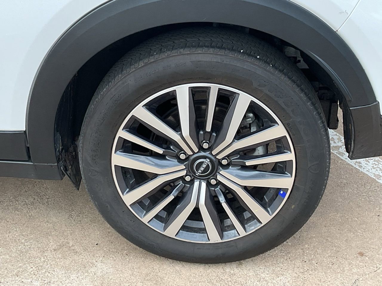 Used 2024 Nissan Kicks SV image 8