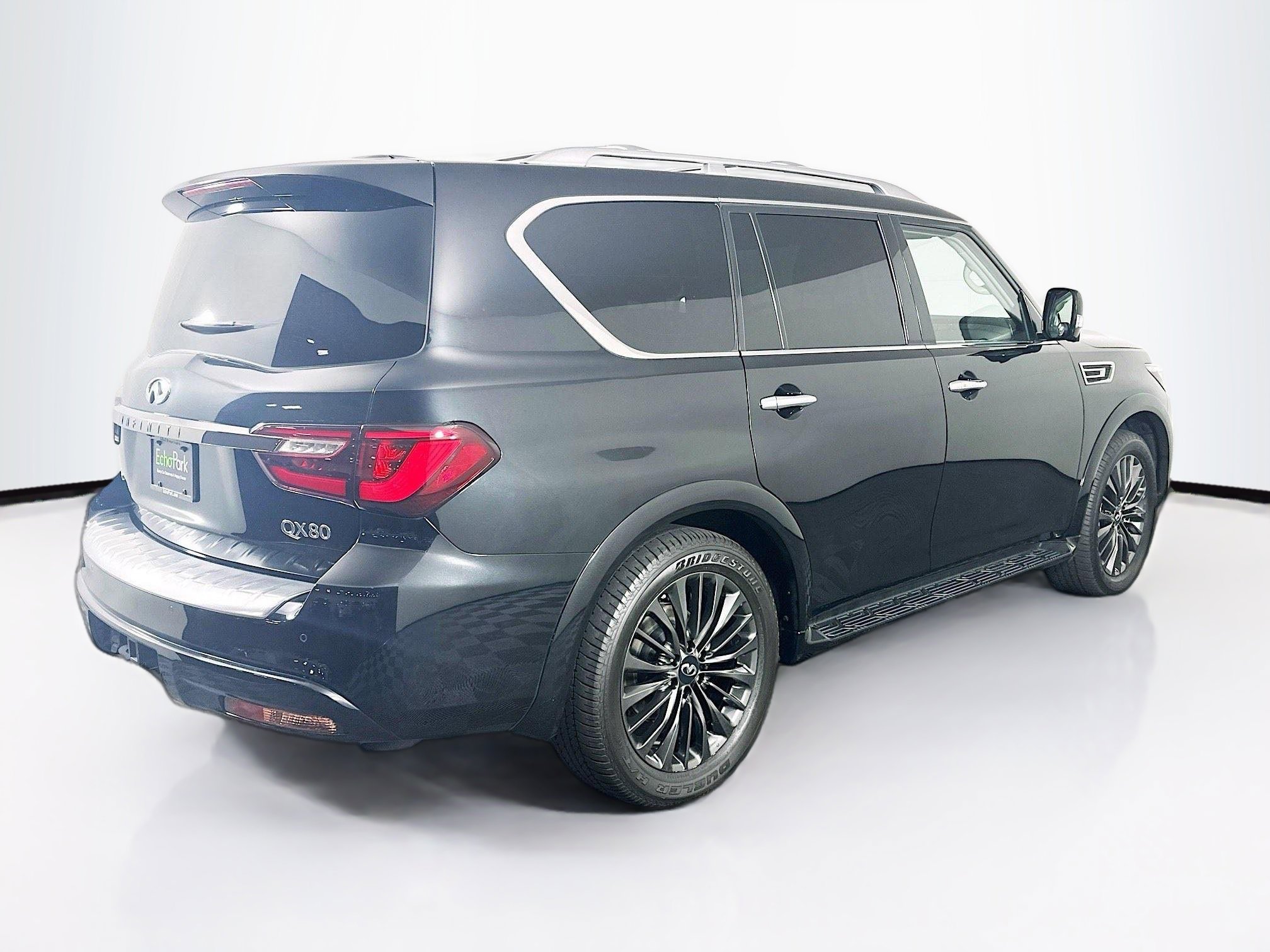 Used 2023 INFINITI QX80 Premium Select w/ Cargo Package AWD/4WD image 9