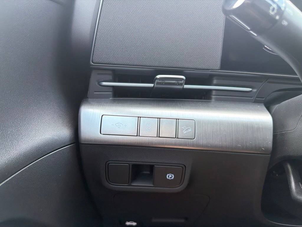 New 2027 Hyundai Kona SE AWD/4WD image 28