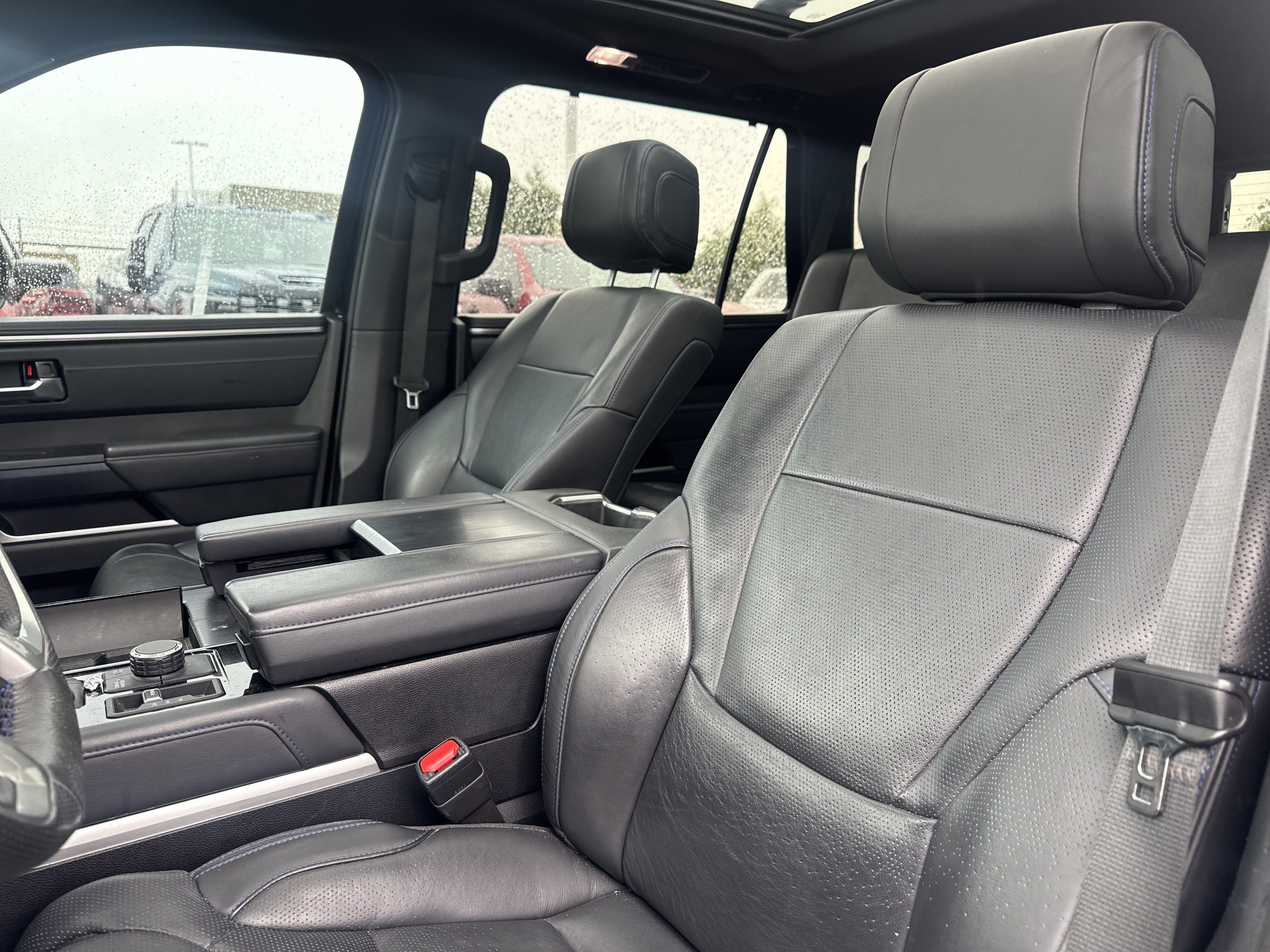 Used 2024 Toyota Sequoia Platinum AWD/4WD image 6